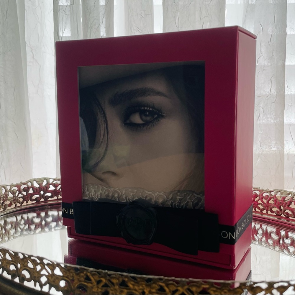Viktor & Rolf Picture Frame - Picture 3 of 12